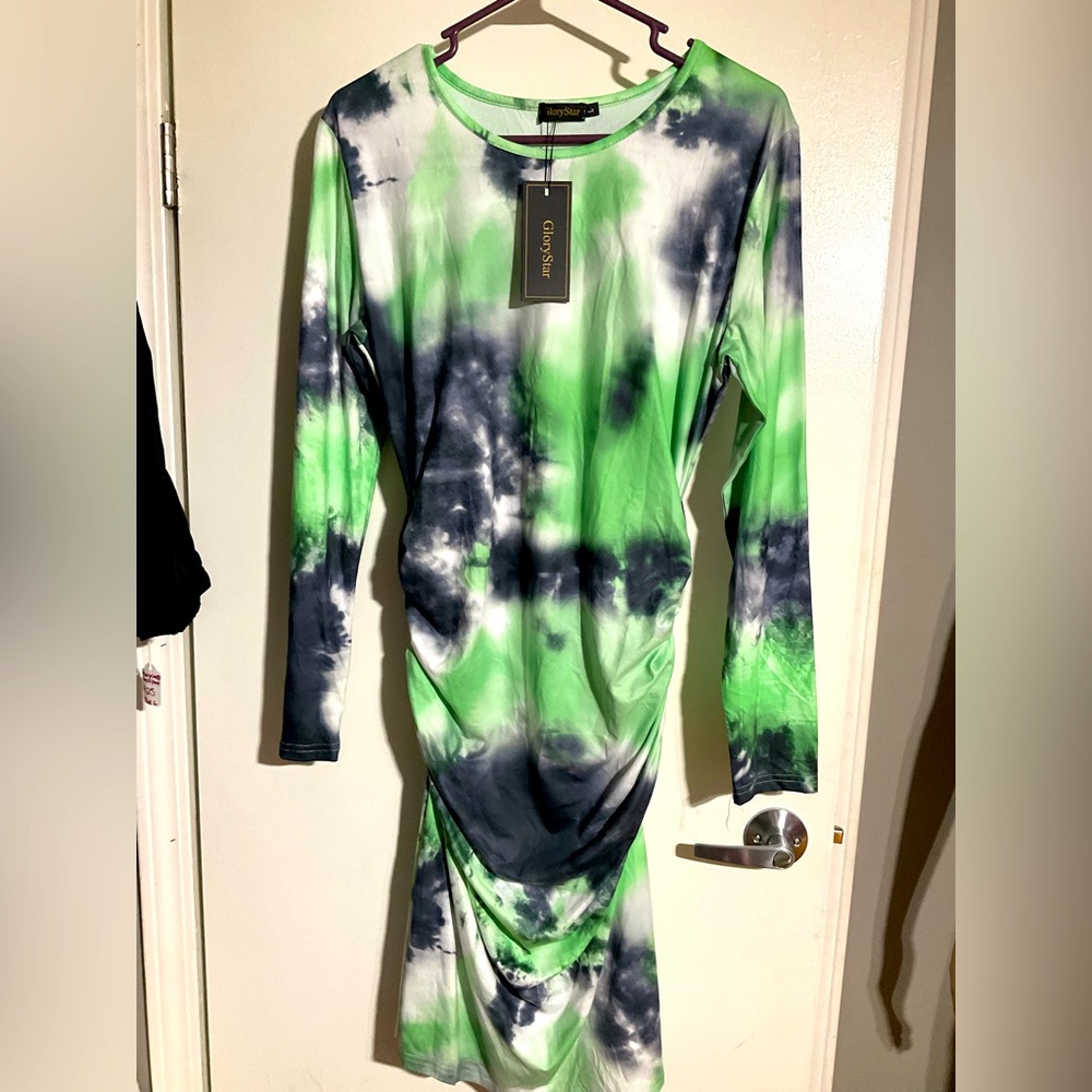 Glory star women’s long sleeve spandex dress NWT Tie- dyed gray& green large